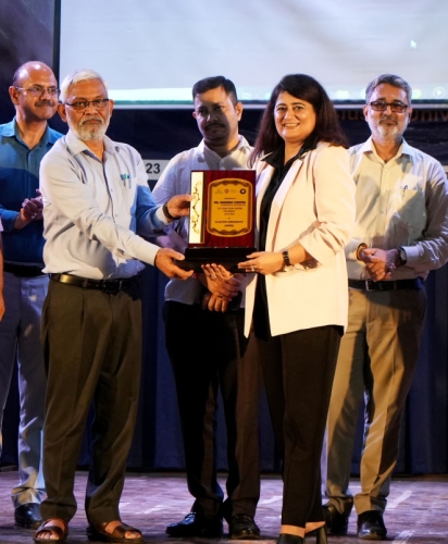Award for her Motivational Speech at Cluster University, Jammu