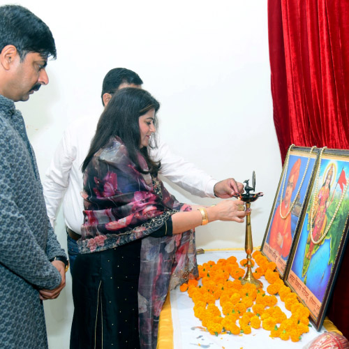 भारत विकास परिषद द्वारा आयोजित दीपावली पारिवारिक मिलन समारोह में मुख्य अतिथि के रूप में शिरकत